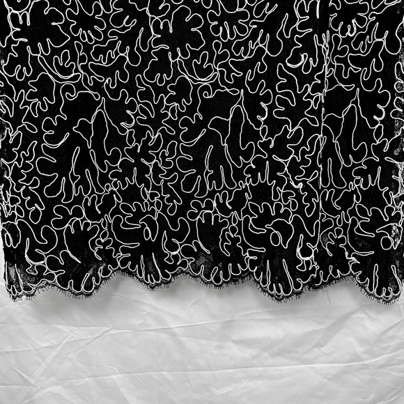 Intricate Michael Kors Dress - Picture 3 of 8